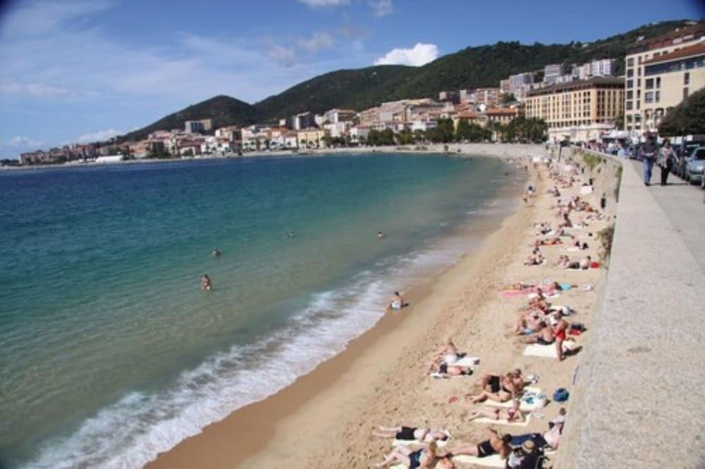 Hotel Du Golfe Ajaccio  Exterior photo